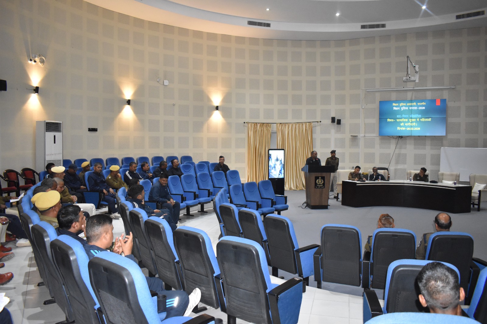 26 Feb Debate